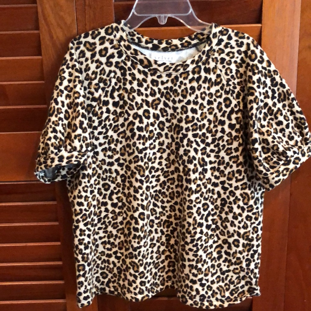 NWOT Velvet brand leopard print sweatshirt top